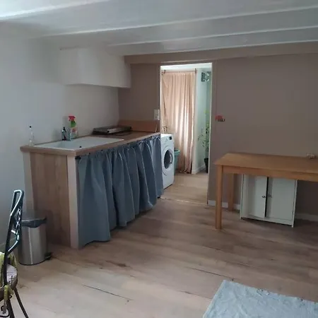Logement Chaleureux Chauffry Exterior photo